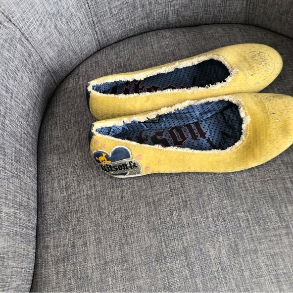 Vintage Y2K Kitson LA yellow velvet embellished ballet flats 8.5 - Picture 5 of 9